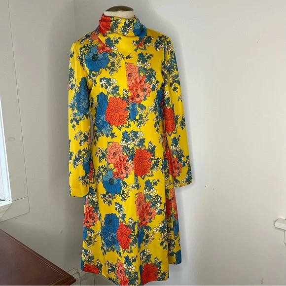 Floral Yellow Dress - Picture 4 of 12